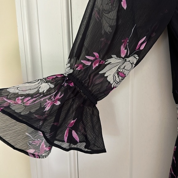 NWT DKNY Navy and Purple Floral Dress! - Picture 4 of 7